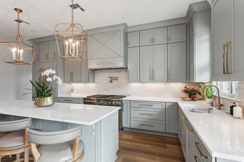 kitchen remodeling contractor